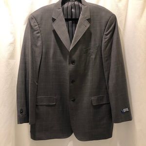 Men’s Gray Plaid Suit